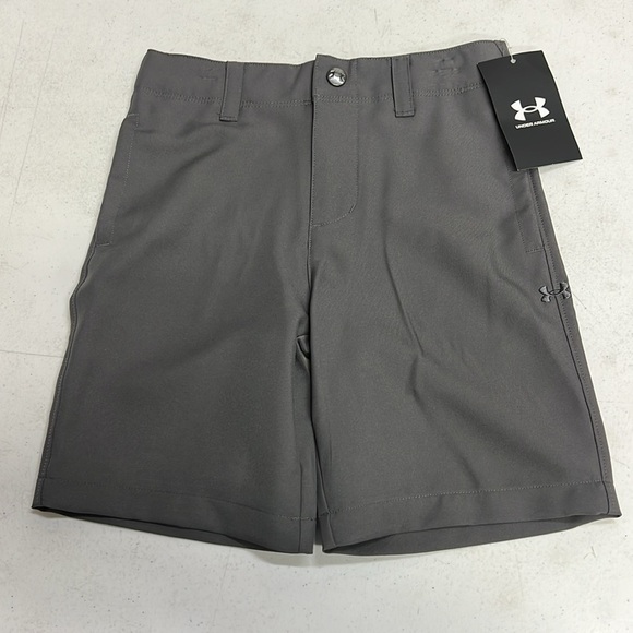 Boys Under Armour UA Golf Medal Play Shorts Graphite Gray Size 4T New with Tags - Picture 5 of 6